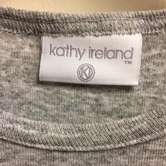 “KATHY IRELAND” LAYERING TEE - Picture 2 of 3